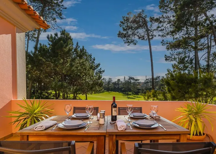 Penthouse Casa Astona * Amoreira (Leiria)